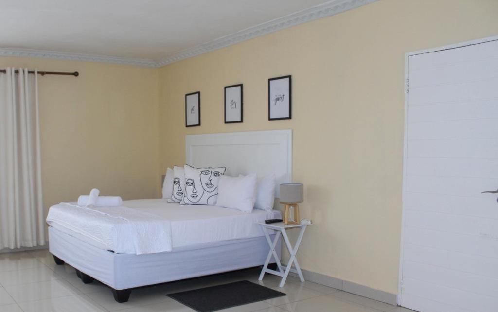 Dineo'S Lodge And Spa Burgersfort Εξωτερικό φωτογραφία