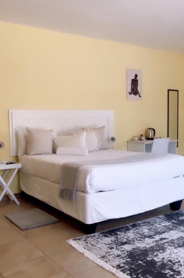 Dineo'S Lodge And Spa Burgersfort Εξωτερικό φωτογραφία