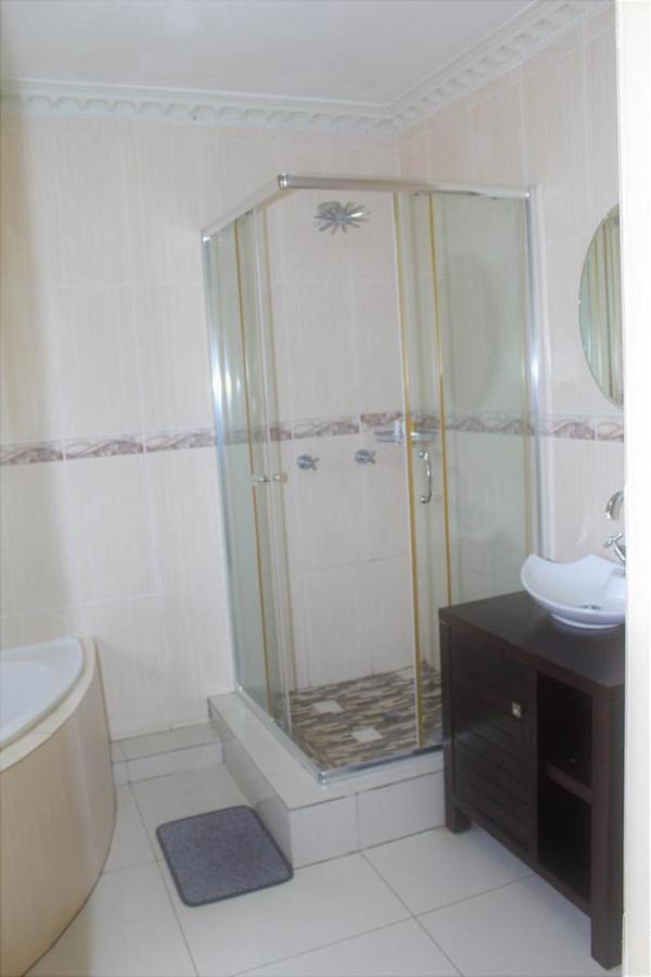 Dineo'S Lodge And Spa Burgersfort Εξωτερικό φωτογραφία